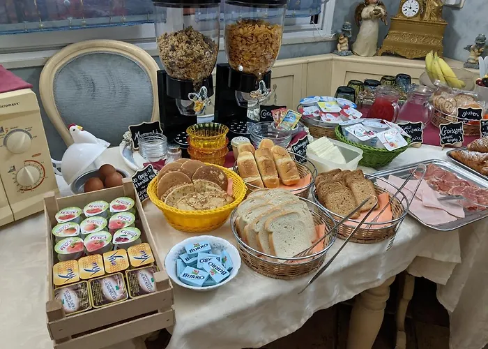 D'elite & Breakfast Frühstückspension 4*