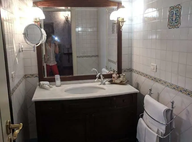 Frühstückspension D'elite & Breakfast 4*