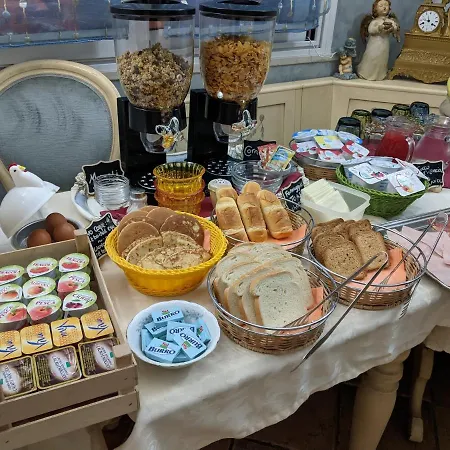 D'elite & Breakfast Bed and breakfast 4*