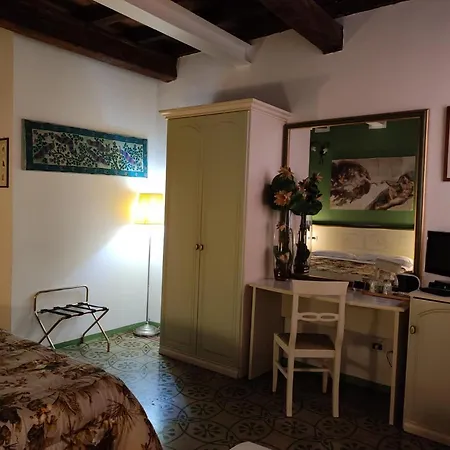 D'elite & Breakfast 4*