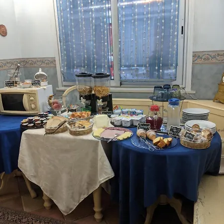 D'elite & Breakfast 4*