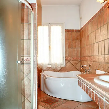 D'elite & Breakfast Bed & Breakfast 4*