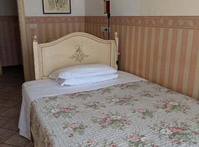 D'elite & Breakfast B&B 4*